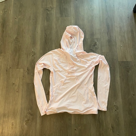 Lululemon pullover - Picture 3 of 3